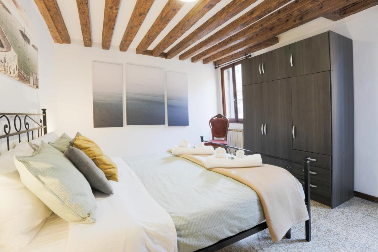 Santa Croce Guest House Venice Exterior photo